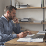 découvrez des stratégies efficaces pour faire croître votre activité durablement sans avoir à recruter trop vite, en optimisant vos ressources et votre organisation.
