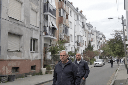 découvrez les perspectives de l'immobilier et l'avenir de la pierre face aux incertitudes économiques et sociales actuelles.