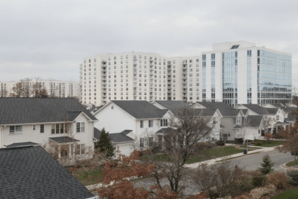 découvrez les types de biens immobiliers les plus prisés par les investisseurs actuellement et les tendances du marché immobilier pour optimiser vos investissements.