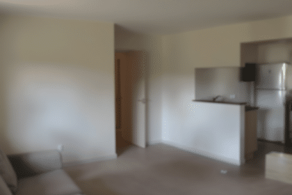 découvrez les démarches à suivre lorsque votre logement meublé est vide à l'arrivée du locataire et comment gérer cette situation efficacement.